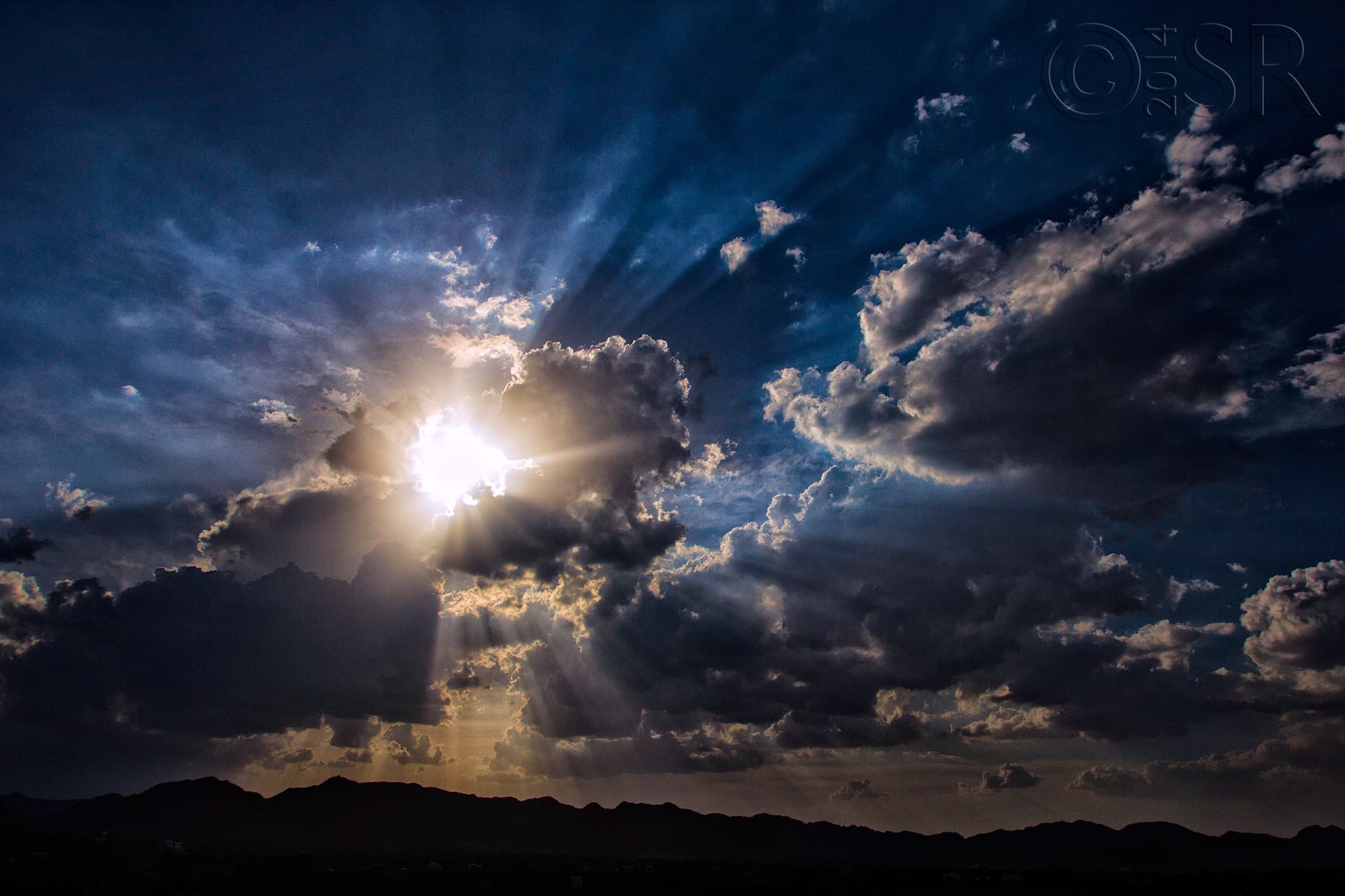 _MG_9208-god-rays